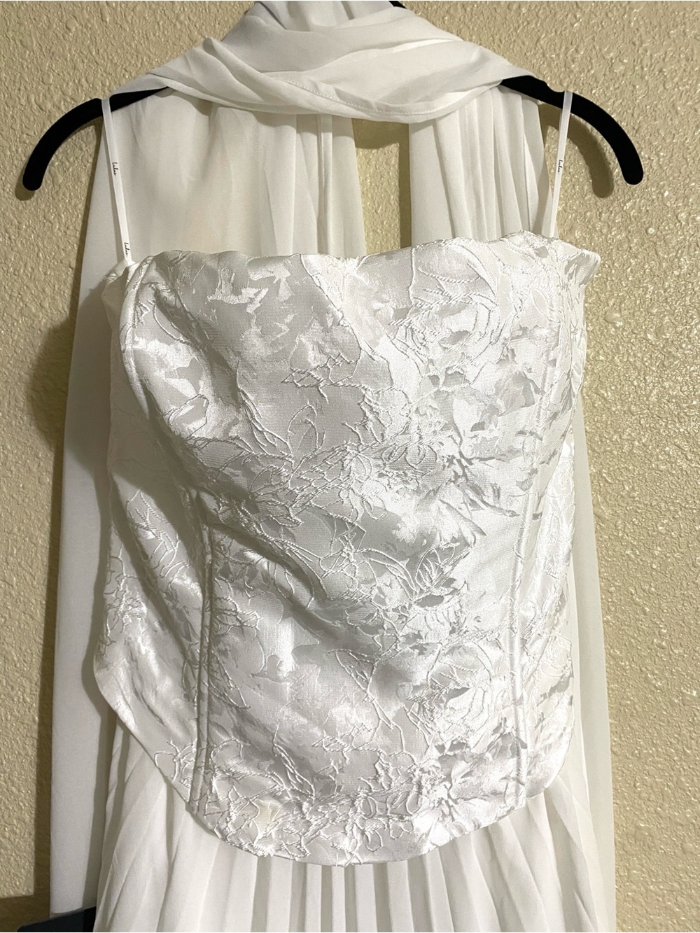 Lulus Laubrey White Floral Jacquard Midi Dress and Scarf Set Size L NWT - Picture 5 of 16